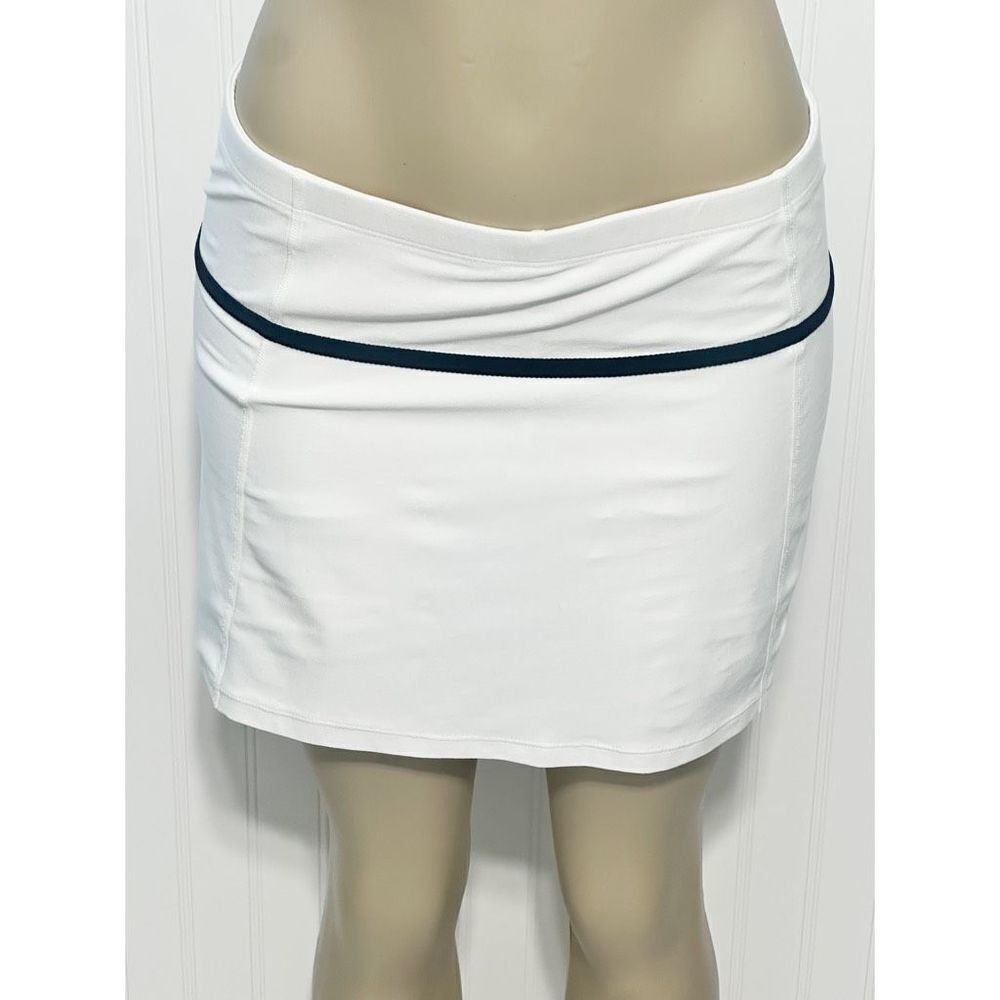 Nike Women's Court Tennis‎ Pull On Skort Athletic White Size Medium